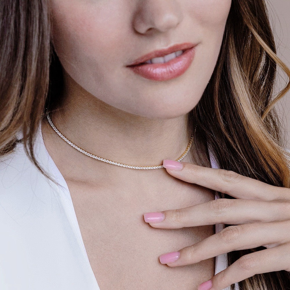 Collar de zirconias delgado