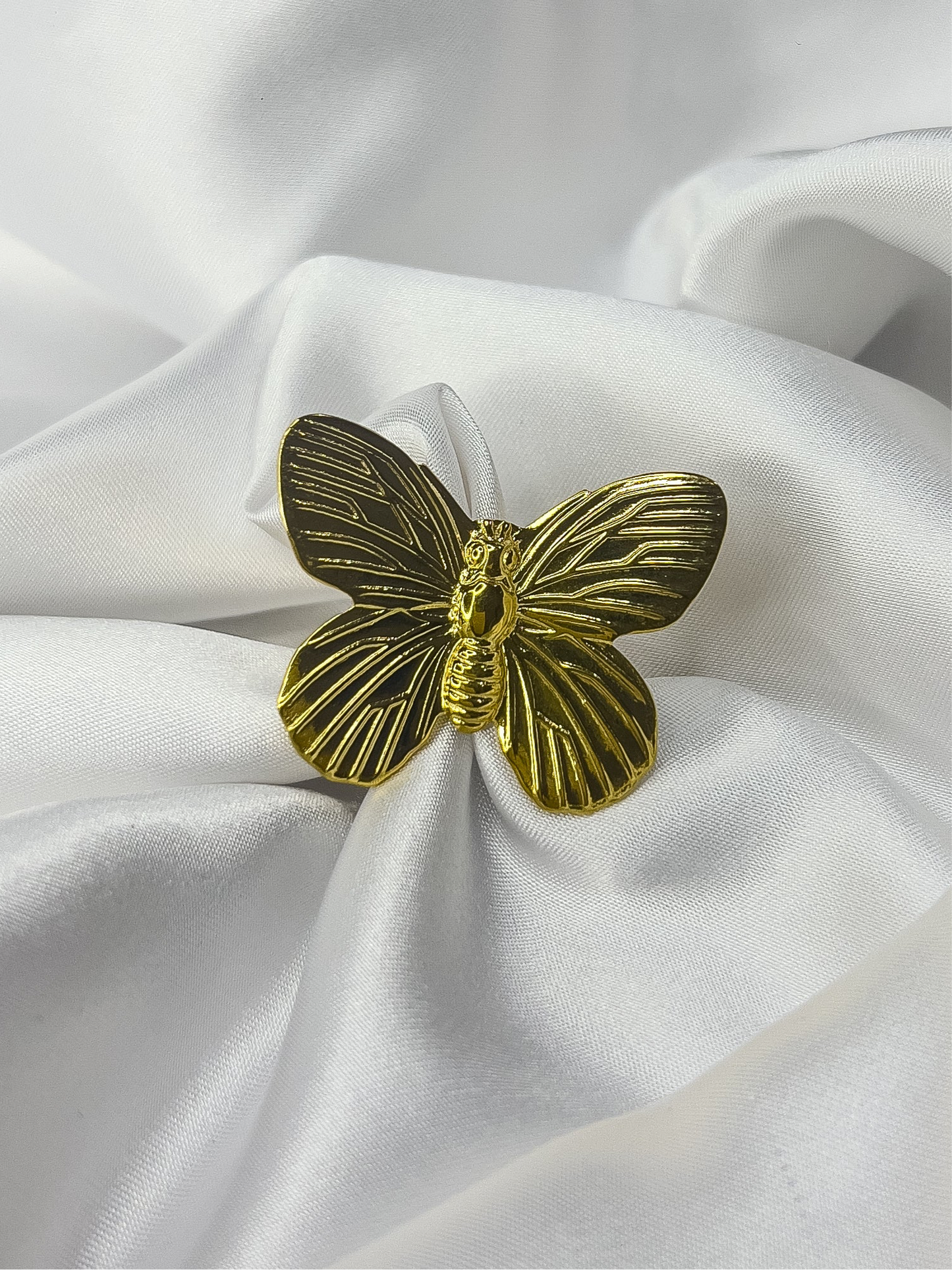 Anillo mariposa