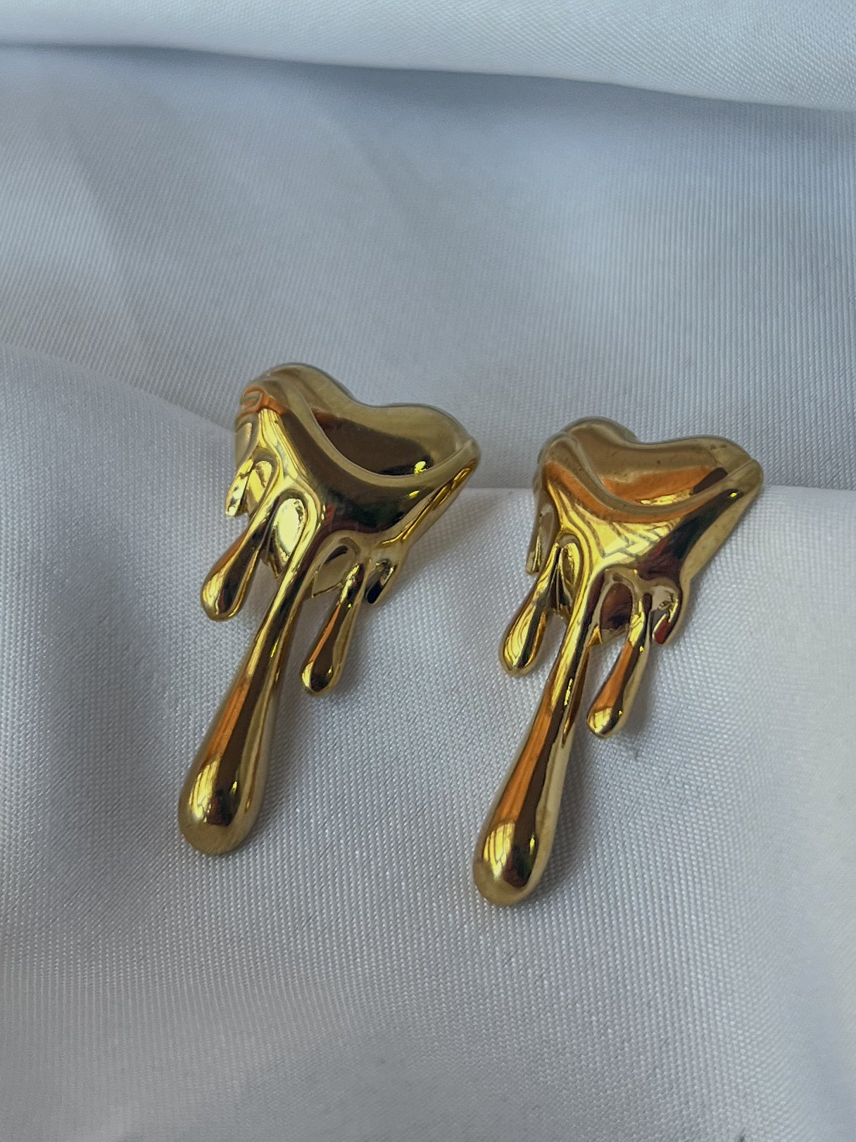 Aretes corazon derretido