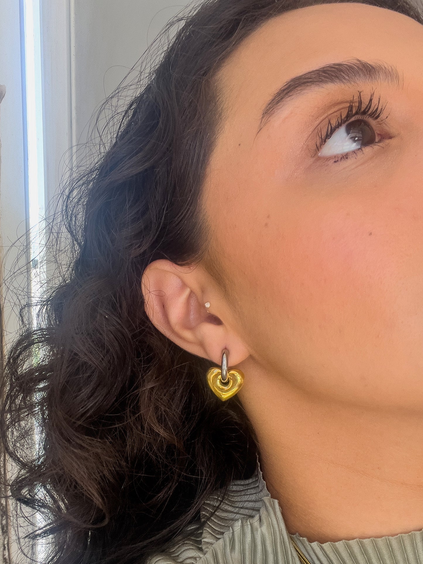 Hoops de corazón bicolor