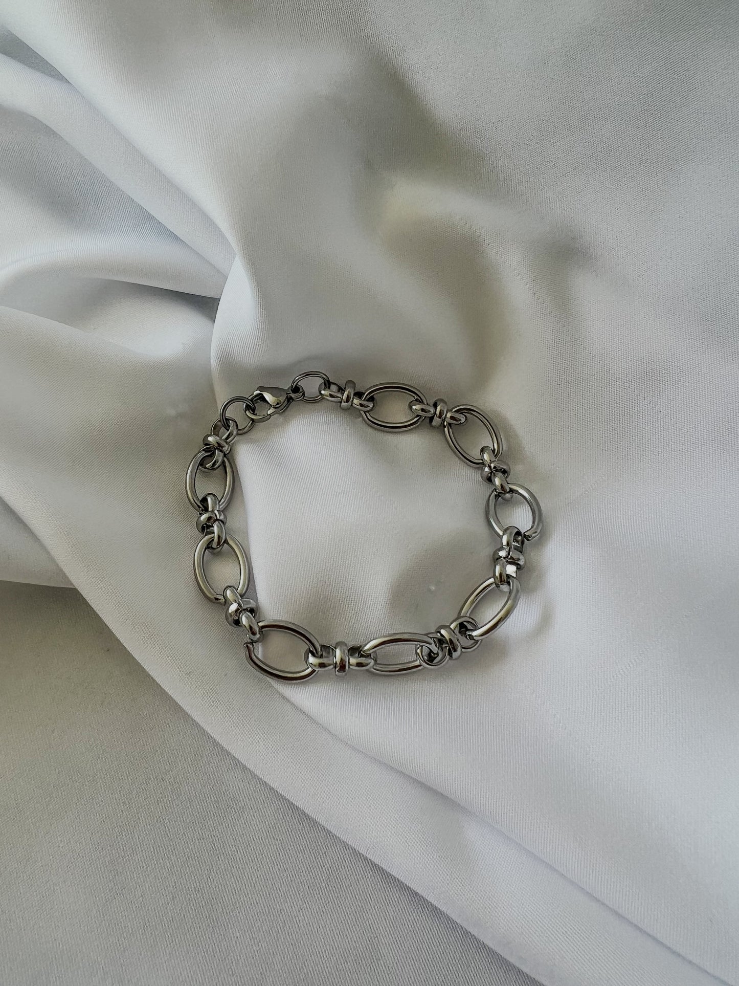 Pulsera enlazada A-Iuvenis Store