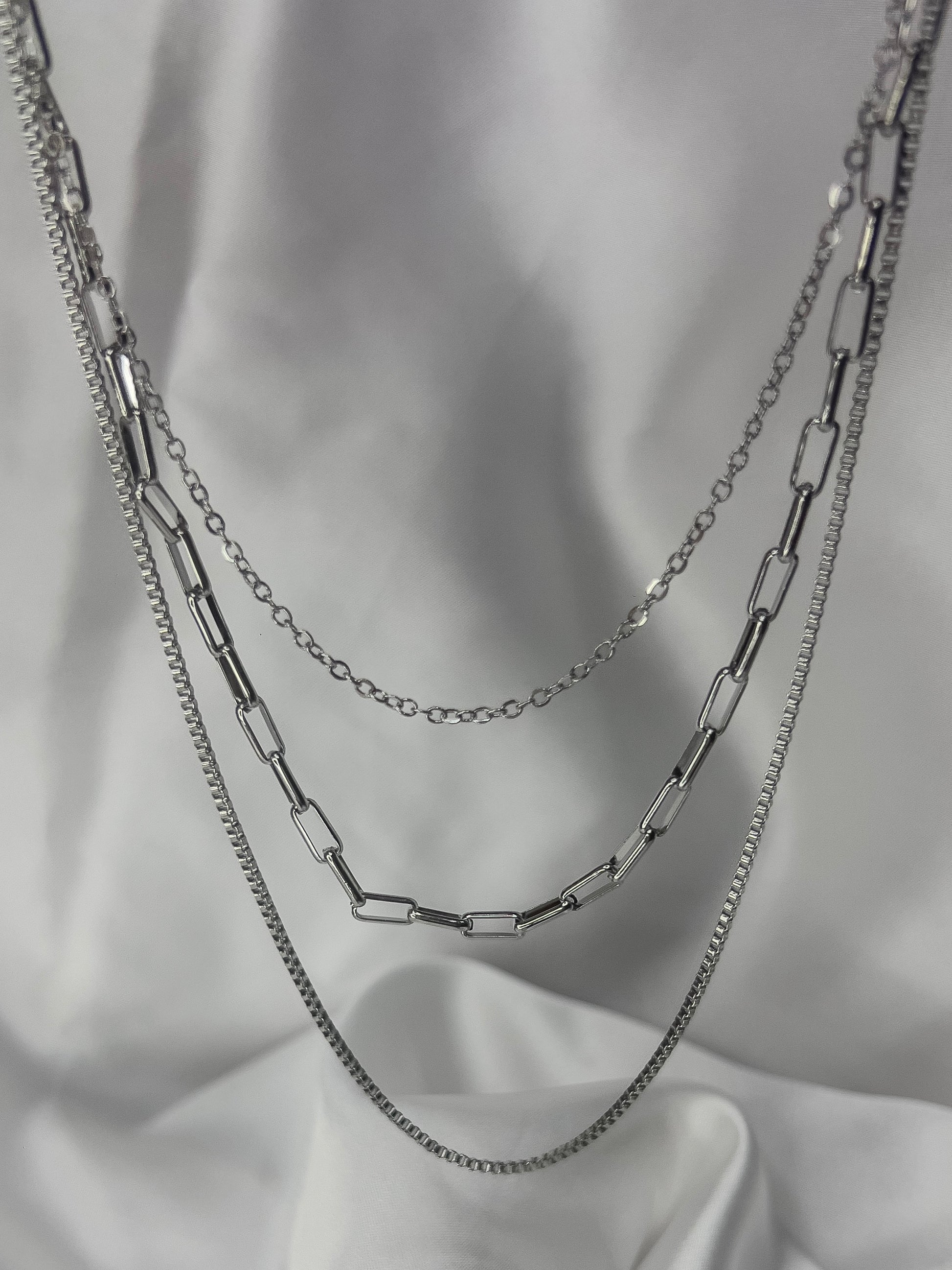 Collar triple silver A-Iuvenis Store