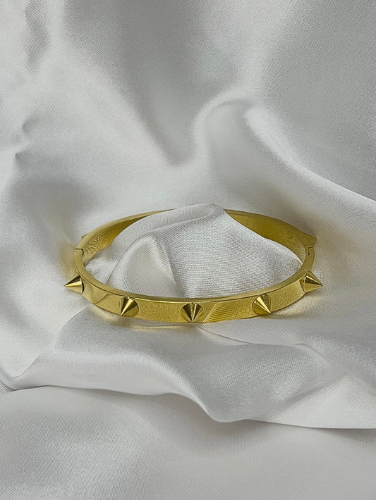 Brazalete de picos A-Iuvenis Store