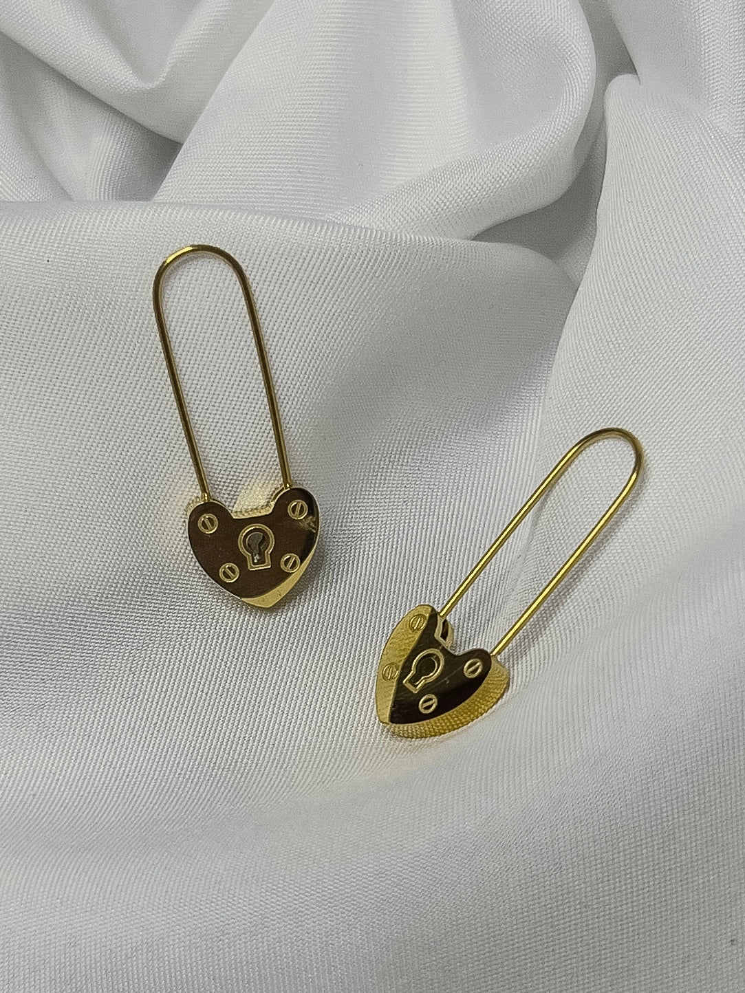 Aretes candado A-Iuvenis Store