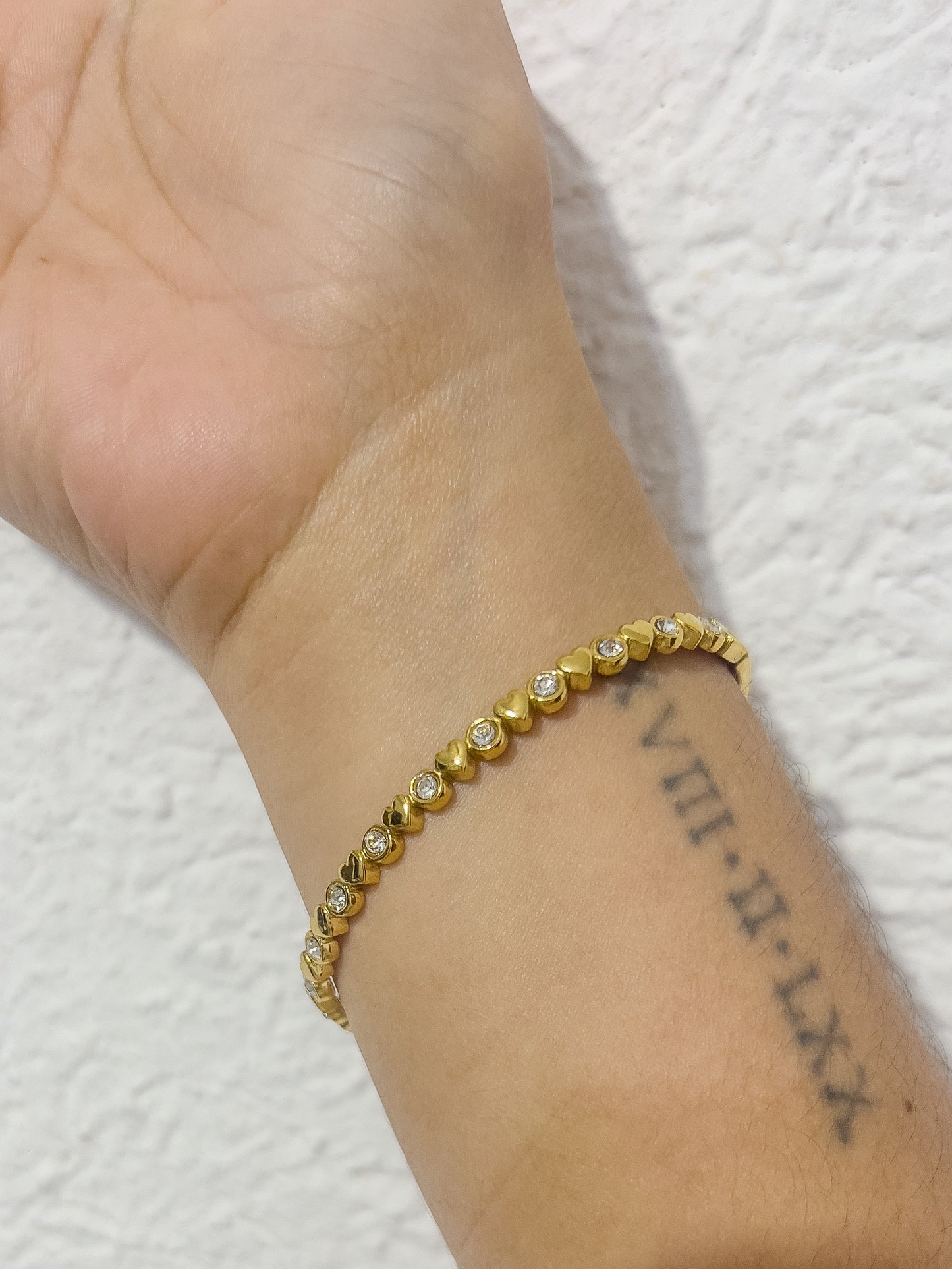 Brazalete corazones con zirconias