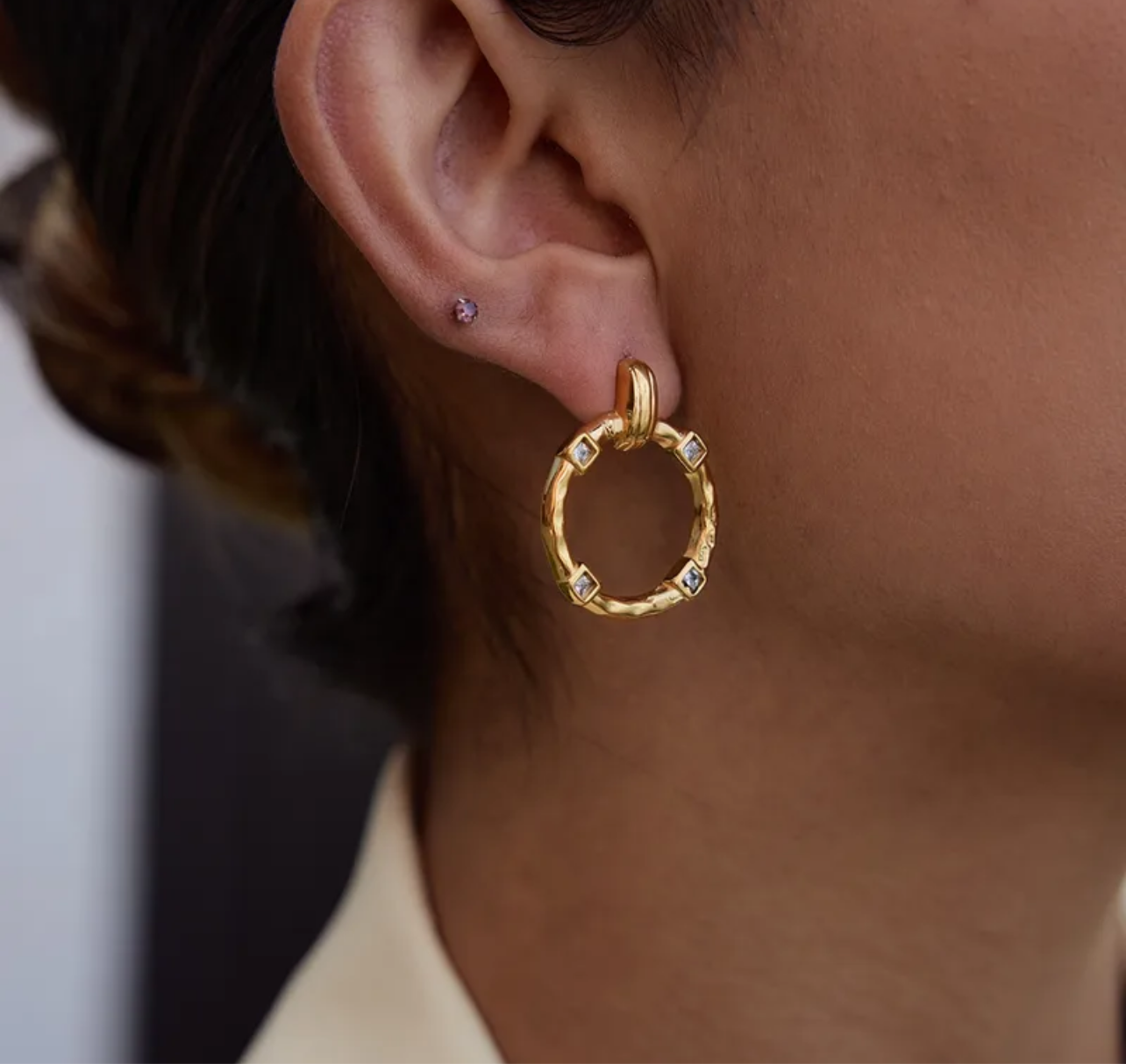 Aretes círculos con zirconias