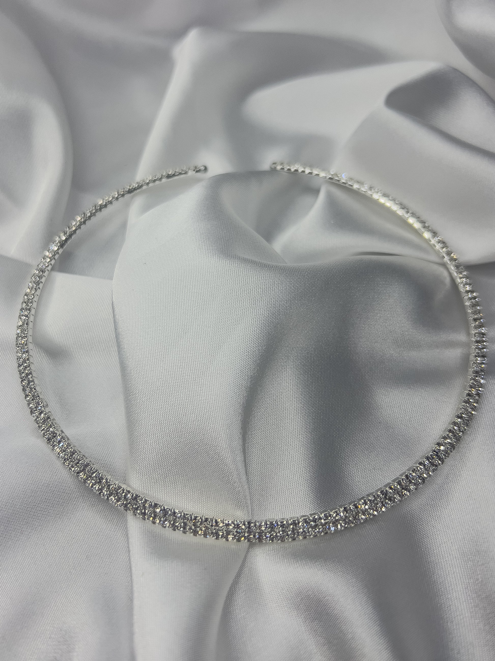 Choker de zirconias elegante