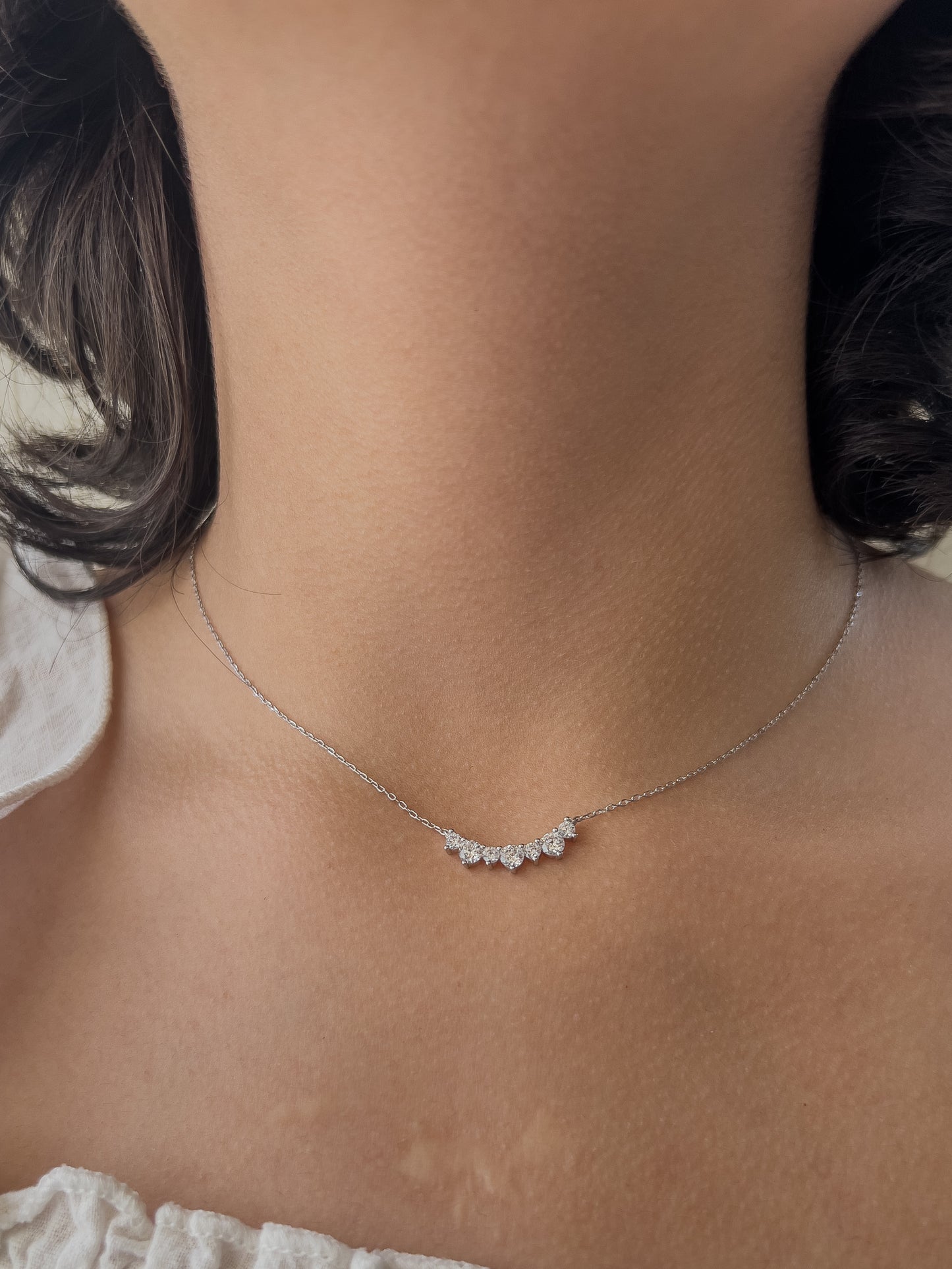 Collar de zirconias plateado